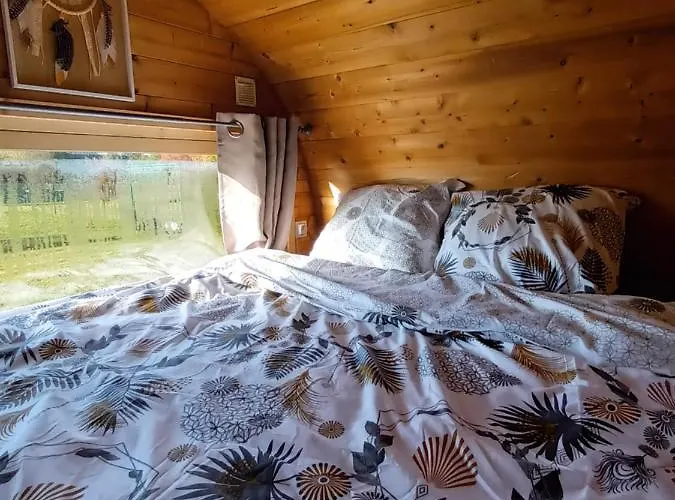 Les D'herande Foucheres